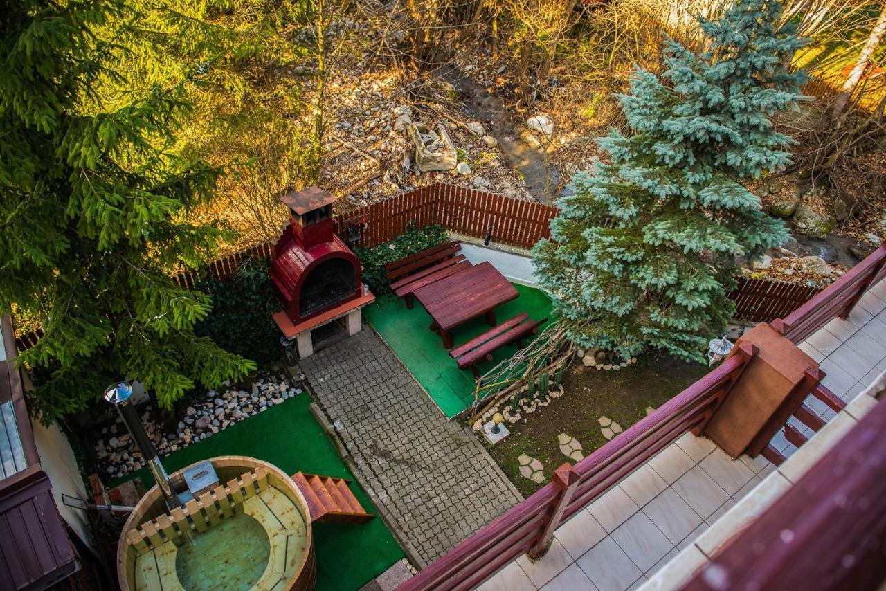 Casa Maia Hotel Buşteni Buitenkant foto