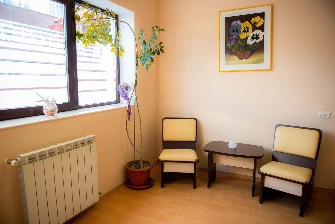Casa Maia Hotel Buşteni Buitenkant foto
